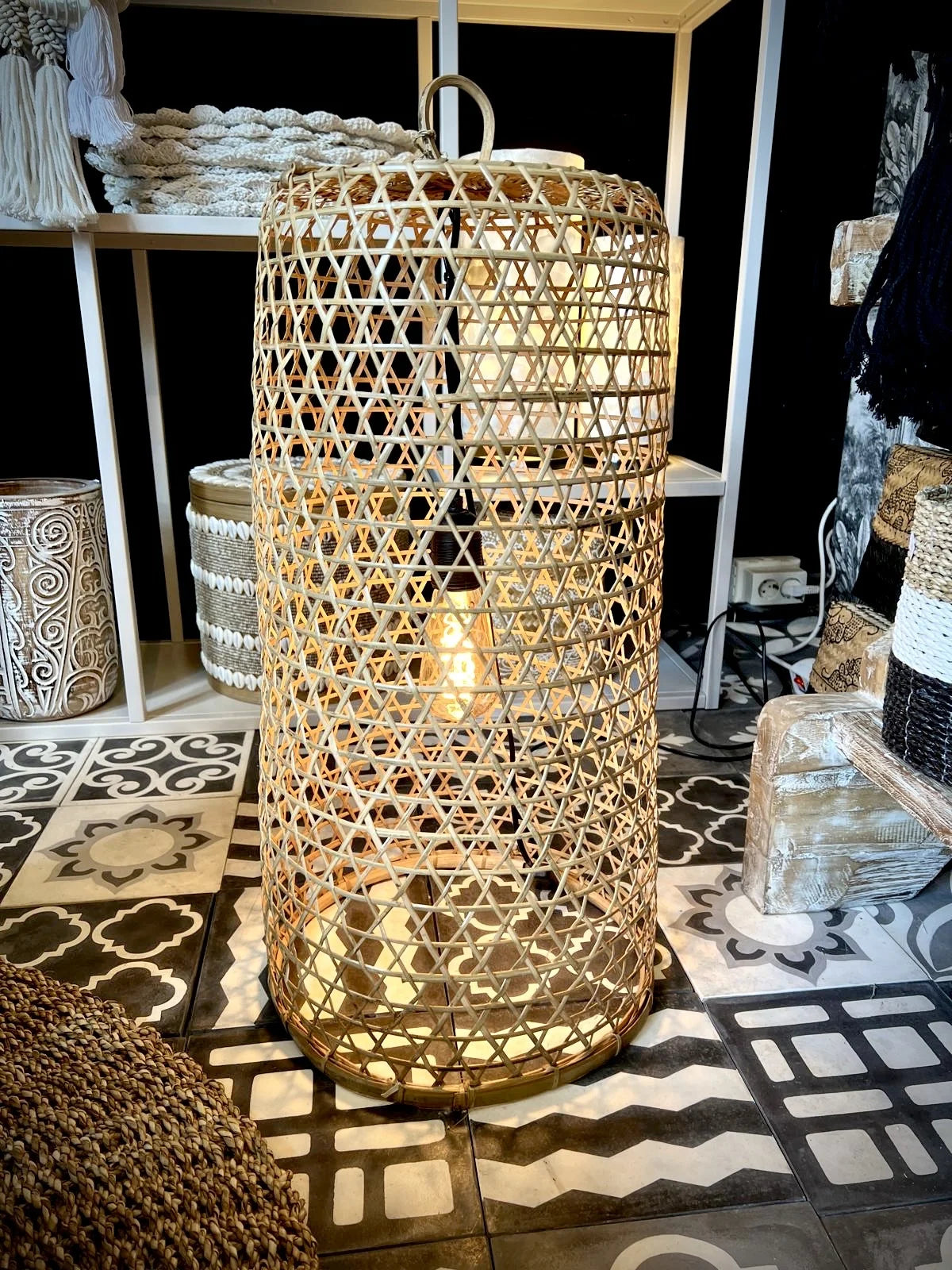 Windlicht/lamp hanenmand Ø32/66cm van natural rotan