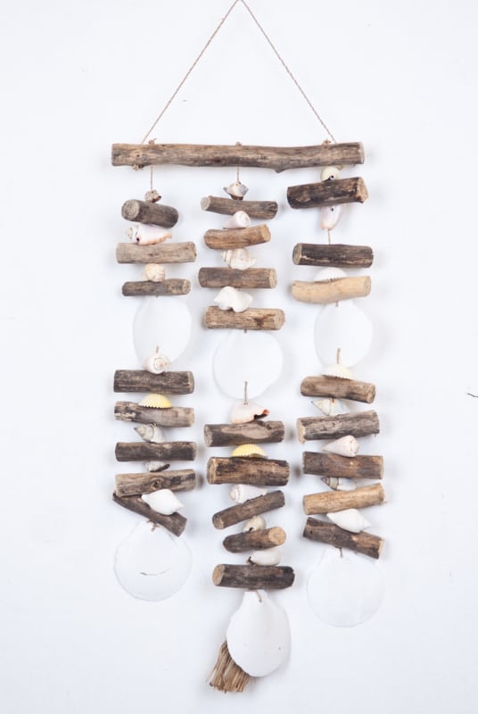 Flat wind chime pendant shells/driftwood