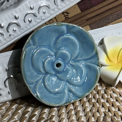 Aardewerk wierookhoudertje champaka