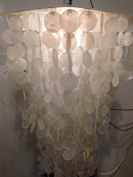 Hängeleuchte aus Capiz-Muscheln, mittelgroß, 40 x 40 x 60 cm, weiß