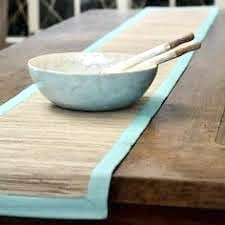 BaliZen Tischläufer mit breitem hellblauen Rand, 200 cm lang