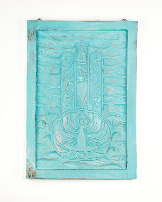Houten wandpaneel hand van Fatima 66x46cm celeste