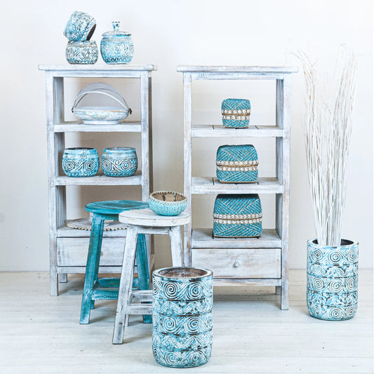 Houten kastje planken whitewash