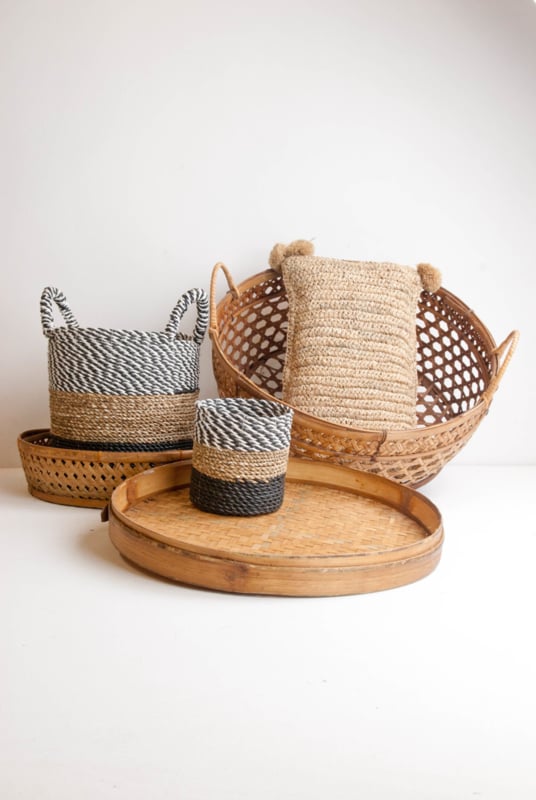 Fijne bamboe mand met handvatten naturel