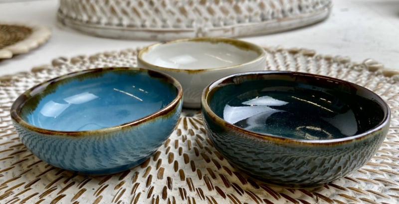 Aardewerk schaaltje rond voor bijv. kleine tapas of dips.