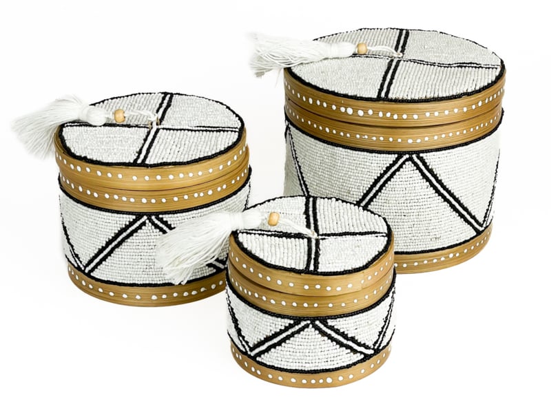 Offermand rond model kraaltjes wit/zwart